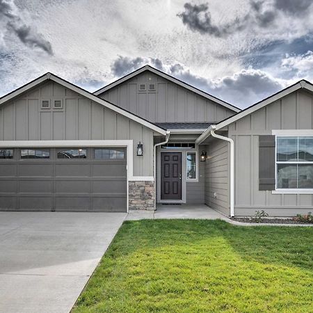 Modern Caldwell House With Yard And Furnished Patio! Villa Exterior photo